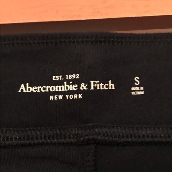 Brand new Abercrombie & Fitch leggings - Picture 4 of 4